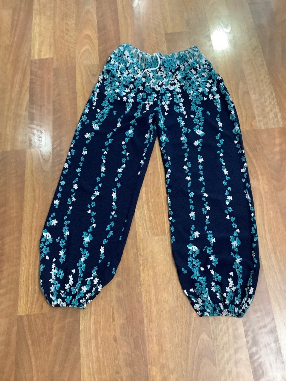 Urban Coco Hippie Pants w pockets fit Large 37/38 hip